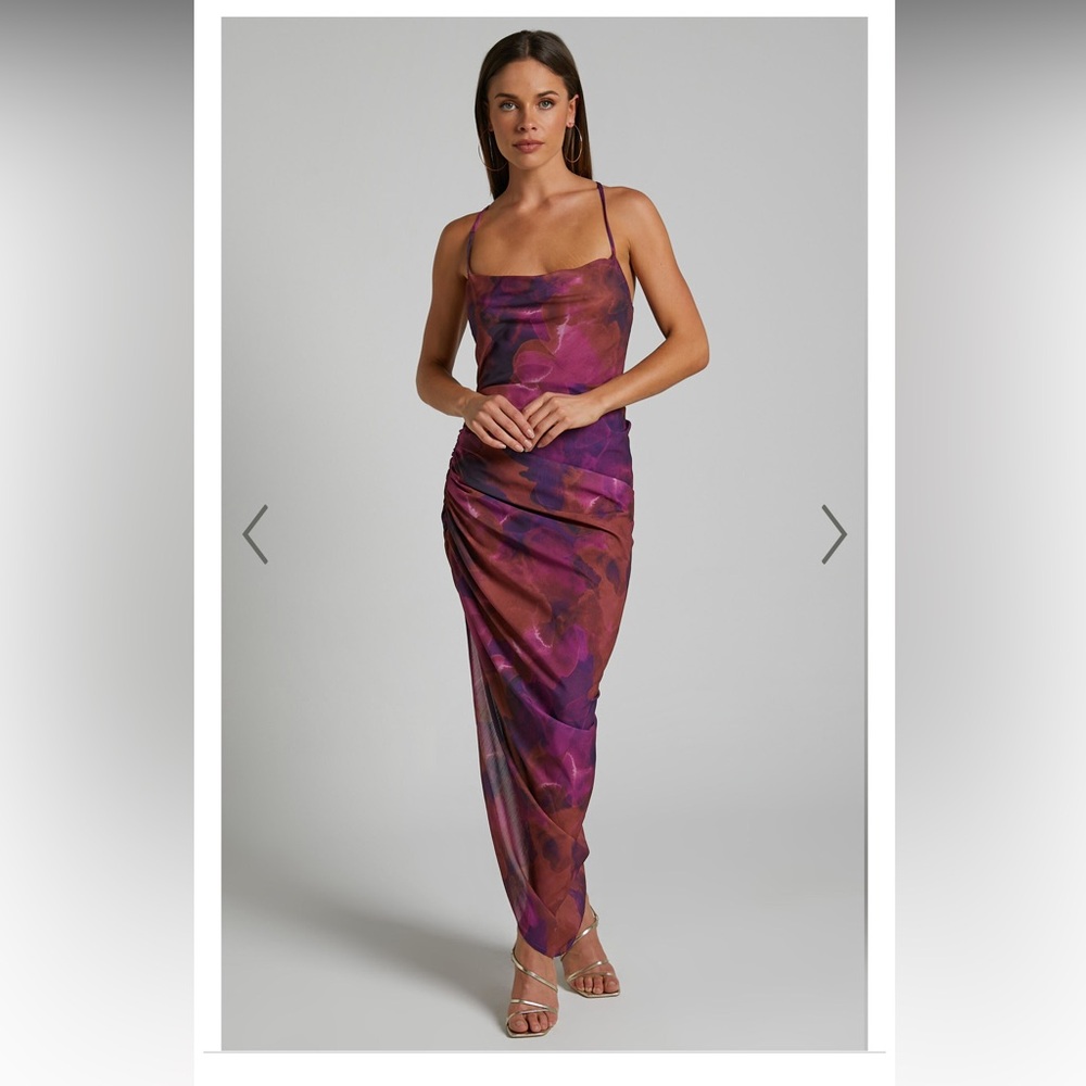 Showpo midi size 8 Hermae blurred dreams